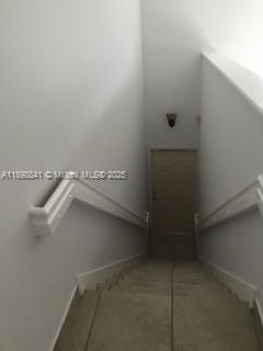 Building Photo - 2461 W 76th St