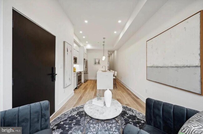 Building Photo - 2015 13th St NW