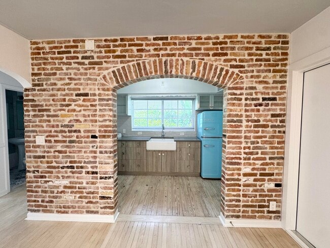 Building Photo - 210 Ocean Breeze