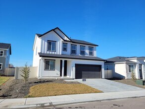 Building Photo - Stunning Newer Home In Caldwell!