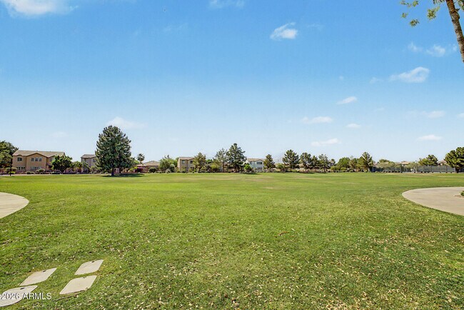 Building Photo - 3078 S Southwind Dr