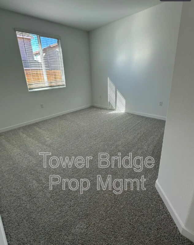 Building Photo - 4430 Lorikeet Wy