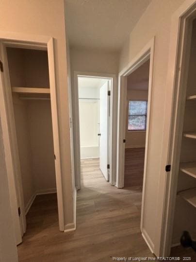 Building Photo - 759 Hedgelawn Way