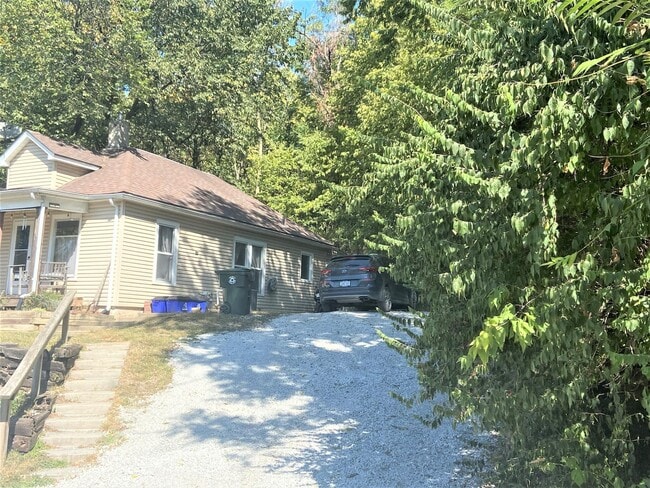 Building Photo - 325 Union St