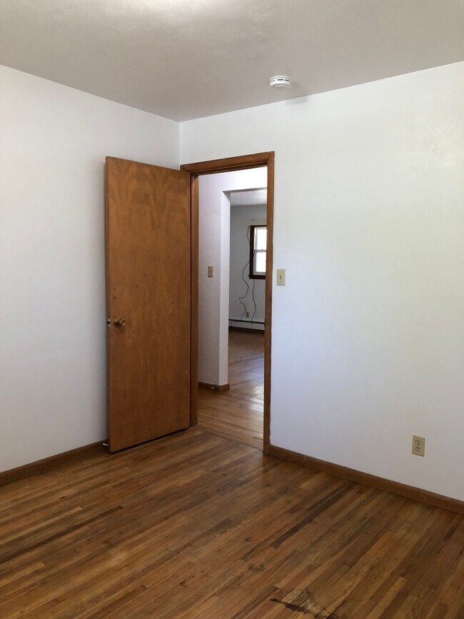 Building Photo - Park Apartments - 530