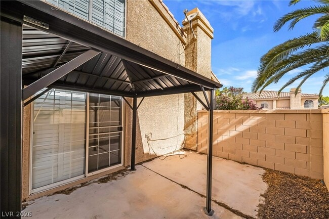 Building Photo - 2831 Mill Point Dr