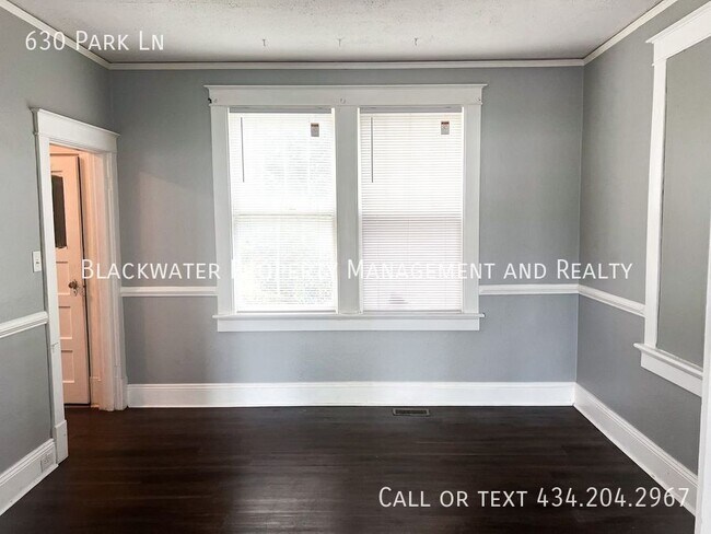 Building Photo - 630 Park Ln