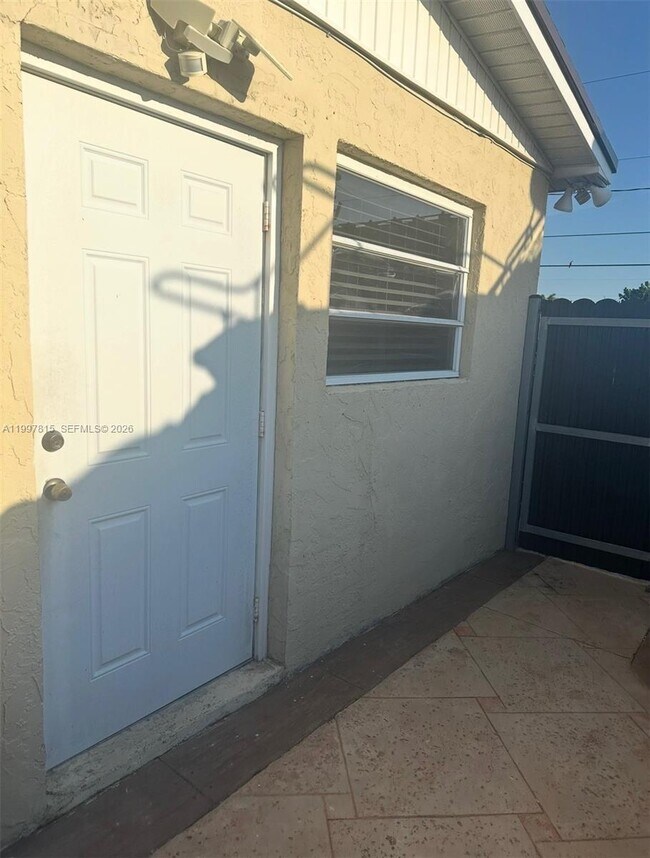 Building Photo - 11801 SW 172nd St