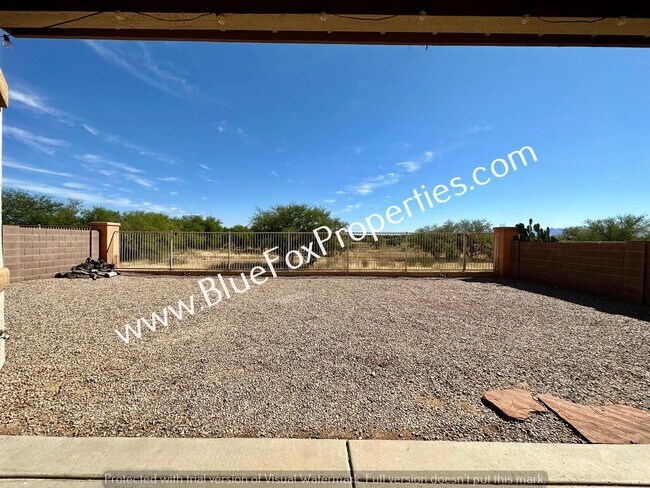 Building Photo - 14615 S Avenida Cucana