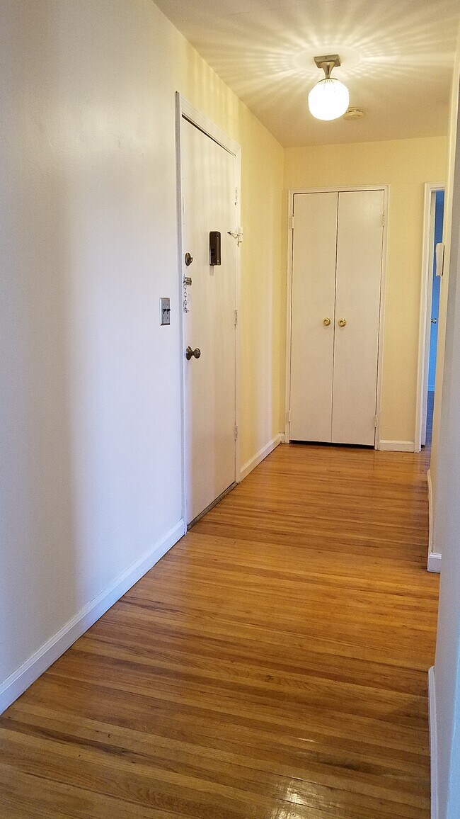 Hallway - 605 Grove St
