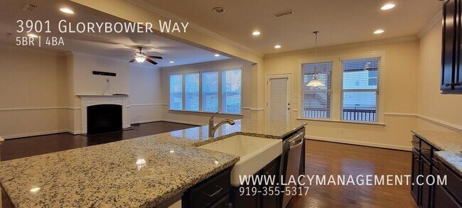 Building Photo - 3901 Glorybower Way