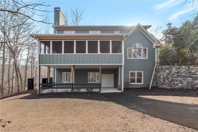Building Photo - 180 Forest Glen Dr