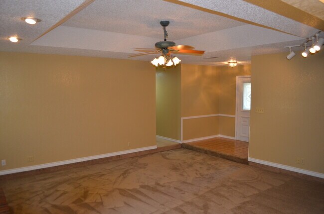 Building Photo - Cozy 3 Bedroom in Country Trails Harker Heights!
