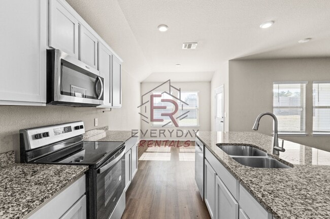 Building Photo - 2610 Wigeon Wy