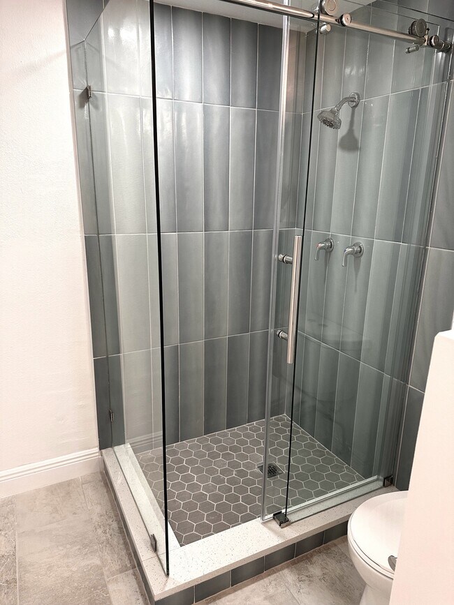 Building Photo - 13726 Michelle Ave