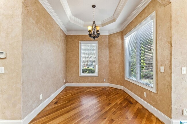 Building Photo - 2005 Lake Heather Dr