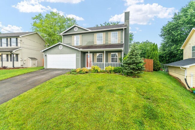 Building Photo - 2376 Wadsworth Dr