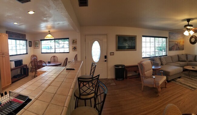 Building Photo - SLO Tropical Private Bungalow ideally located close to Cal Poly!