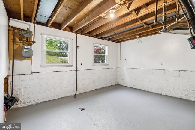 Building Photo - 13104 Clarion Ct