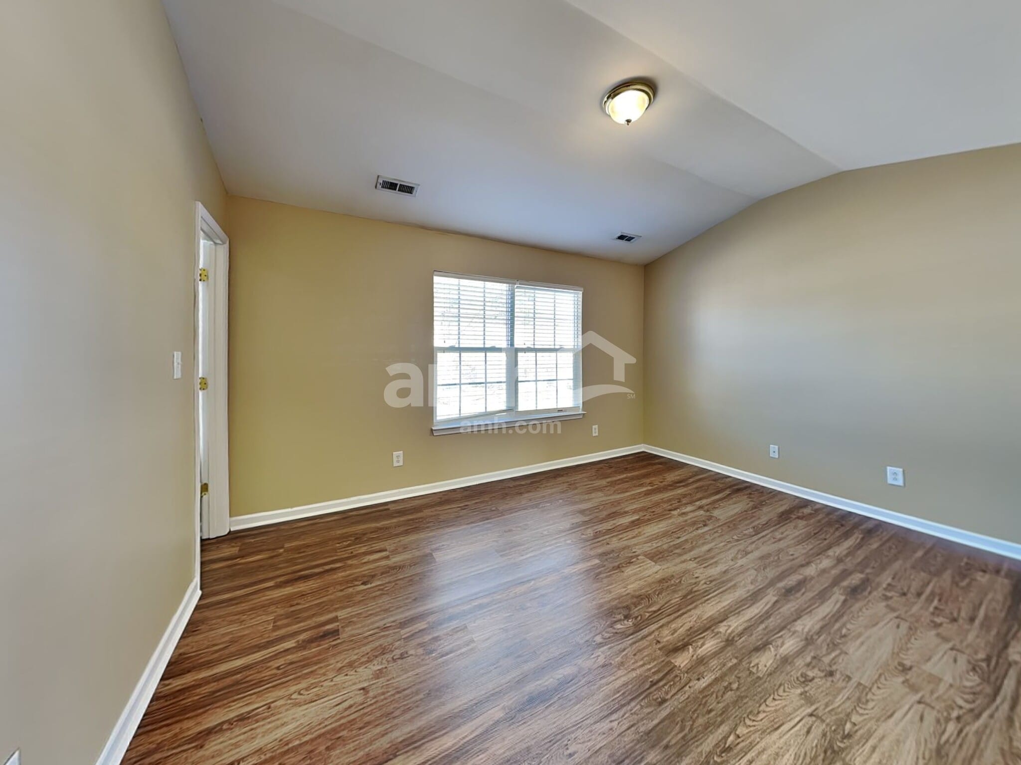 Building Photo - 205 N Fuquay Springs Ave