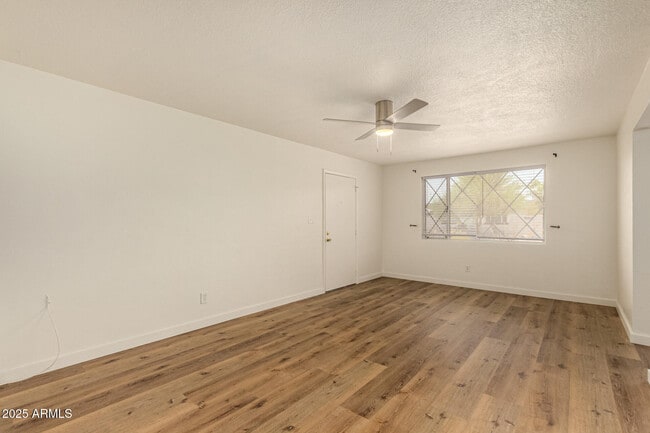 Building Photo - 3540 E Montecito Ave