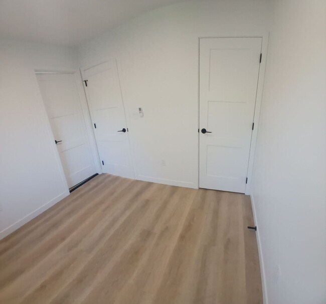 Building Photo - PRIME CAL POLY LOCATION!!
