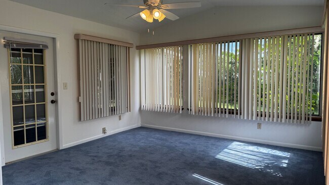 Building Photo - 8449 SW 106th Pl