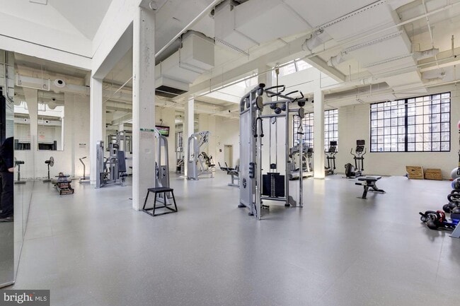 Building Photo - 437 New York Ave NW