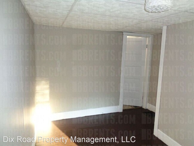 Building Photo - 3 br, 1 bath House - 1006 Auburn Street,
