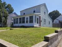 Building Photo - 744 Westwood Ln