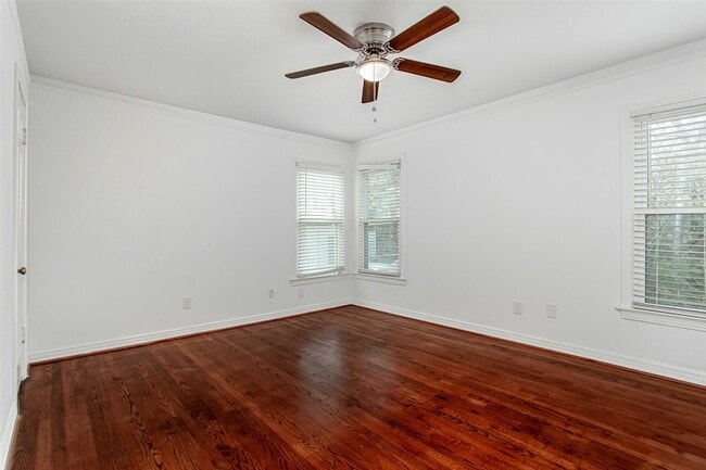 Building Photo - 3311 Tooms St