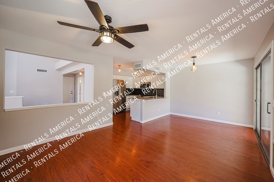 Building Photo - 3440 E Southern Ave