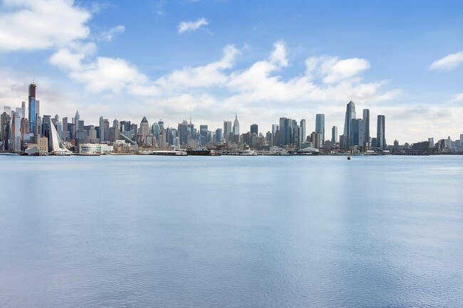 Building Photo - 26 Ave at Port Imperial