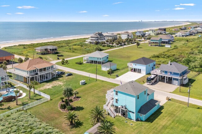 Building Photo - 814 Helen Blvd