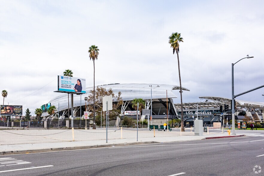 DEC 2021 - The Standard at Los Angeles