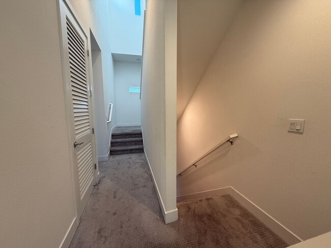 Building Photo - Newer Central Dublin Townhome with 2-Car Garage and Private Rooftop Deck