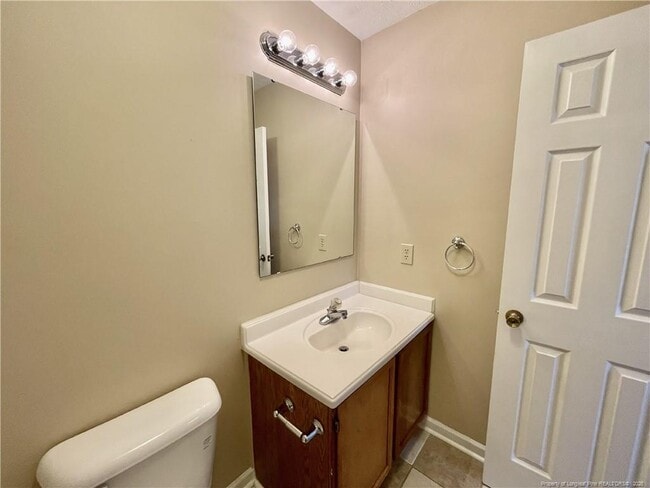 Building Photo - 127 Kristin Ave