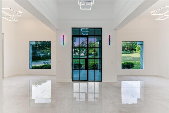 Building Photo - 9409 Bell Mountain Dr