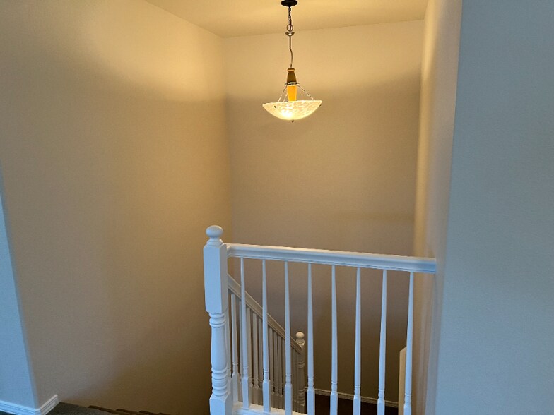 Building Photo - 4766 Grumman St