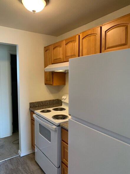 Kitchen 2 - 130 N 21st St