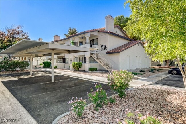 Primary Photo - 2713 Otter Creek Ct