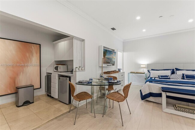 Building Photo - 41217 Fisher Island Dr