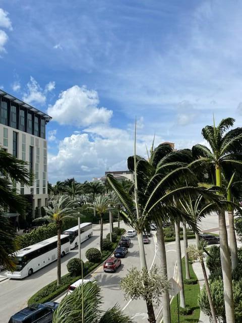 Building Photo - 550 Okeechobee Blvd