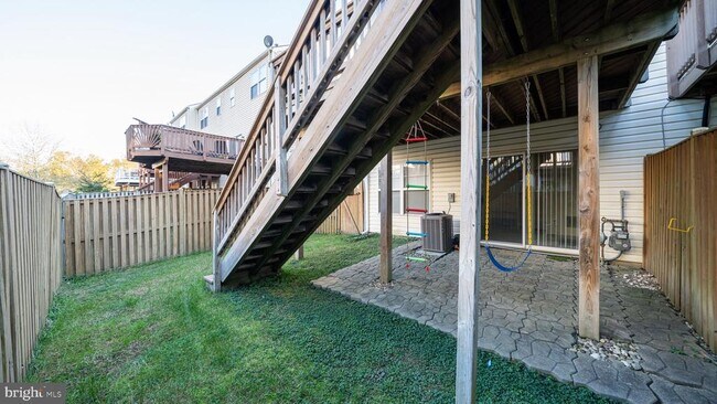 Building Photo - 43520 Laidlow St