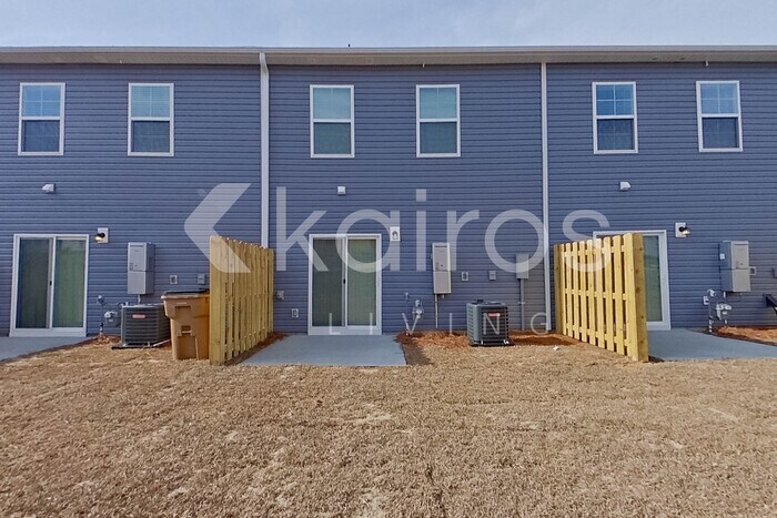 Building Photo - 2137 Banyon Cir