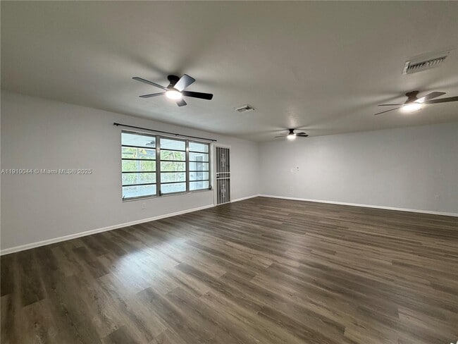 Building Photo - 8042 SW 89th St