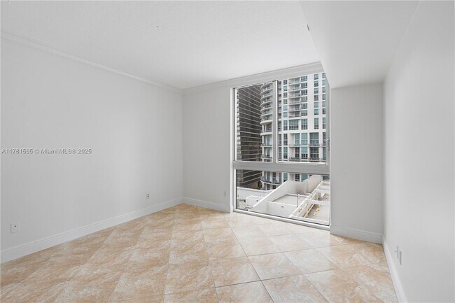 Building Photo - 325 S Biscayne Blvd