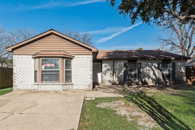 Building Photo - 4209 Martindale Dr