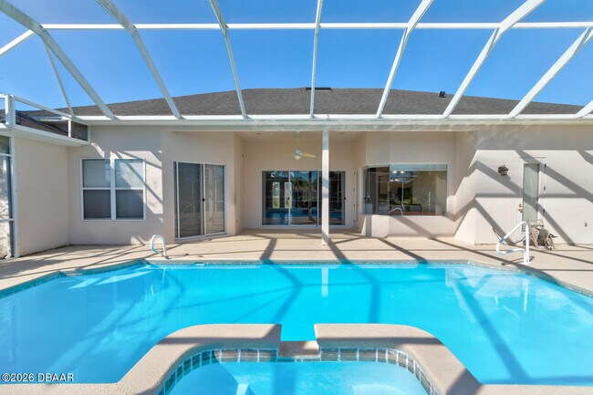 Building Photo - 6101 Sanctuary Garden Blvd