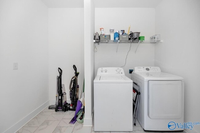 Building Photo - 21858 Shearwater Dr